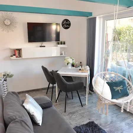 Cozy With Private Garden Holiday home Lovran